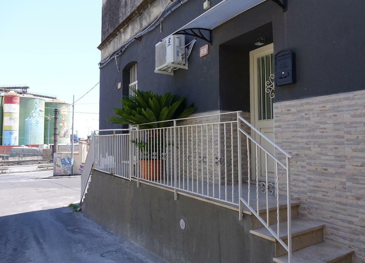 Giader'S House - Free Parking Apartamento Catânia Exterior foto